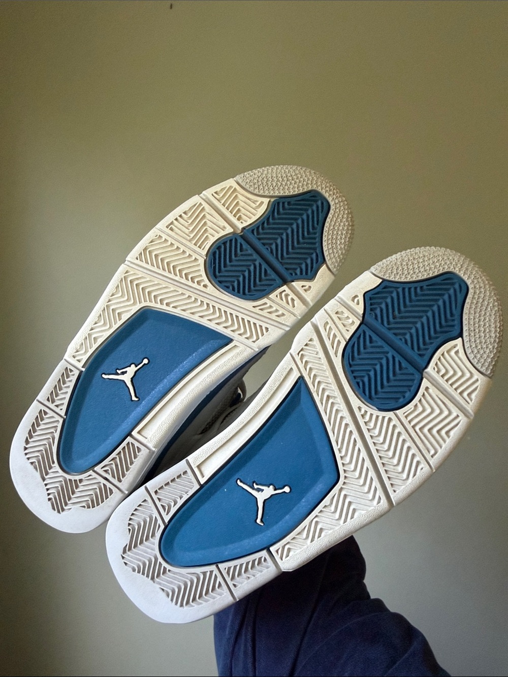 Nike Air Jordan 4 Retro Military Blue GS White Blue Sneakers Size6.5Y HF4281-141 - Picture 3 of 14